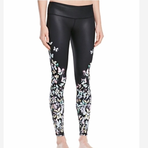 Gypset Goddess x Alo Airbrush Glossy Leggings - Picture 4 of 7